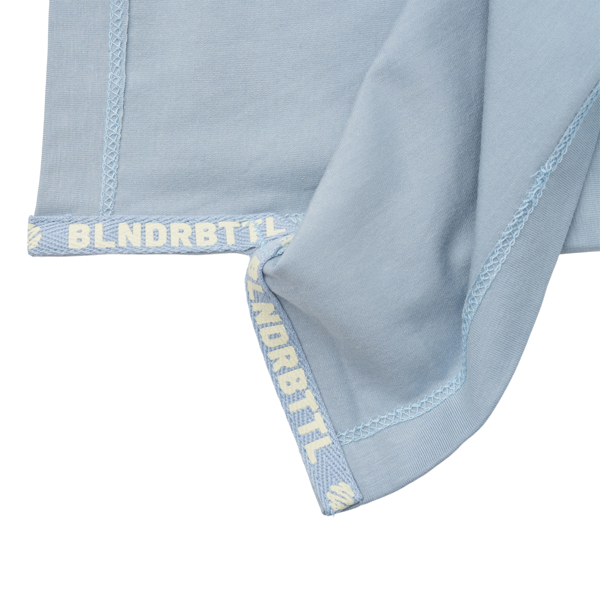 blenderbottle-essential-t-shirt-m6 BB-BlueShirtHem-3.png